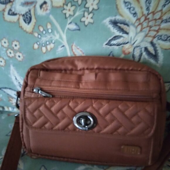 Burnt Orange Lug Quilted RFID Convertible Crossbody- Switch - Picture 8 of 9